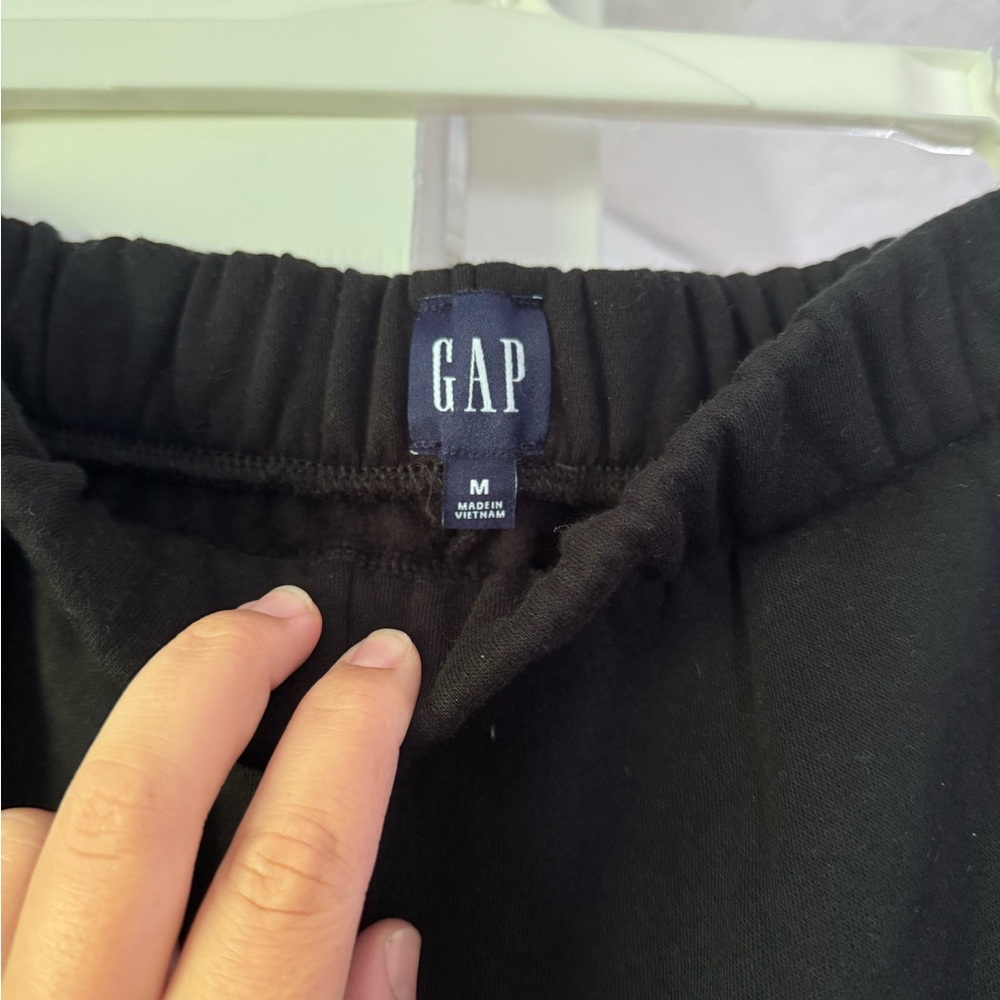 Women’s sweatpants